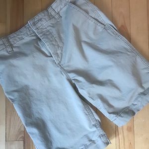Size 16 Gap boys shorts in excellent condition